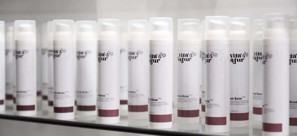 Produits professionnels pour barbe exposés chez 04 ST BARBER Béziers